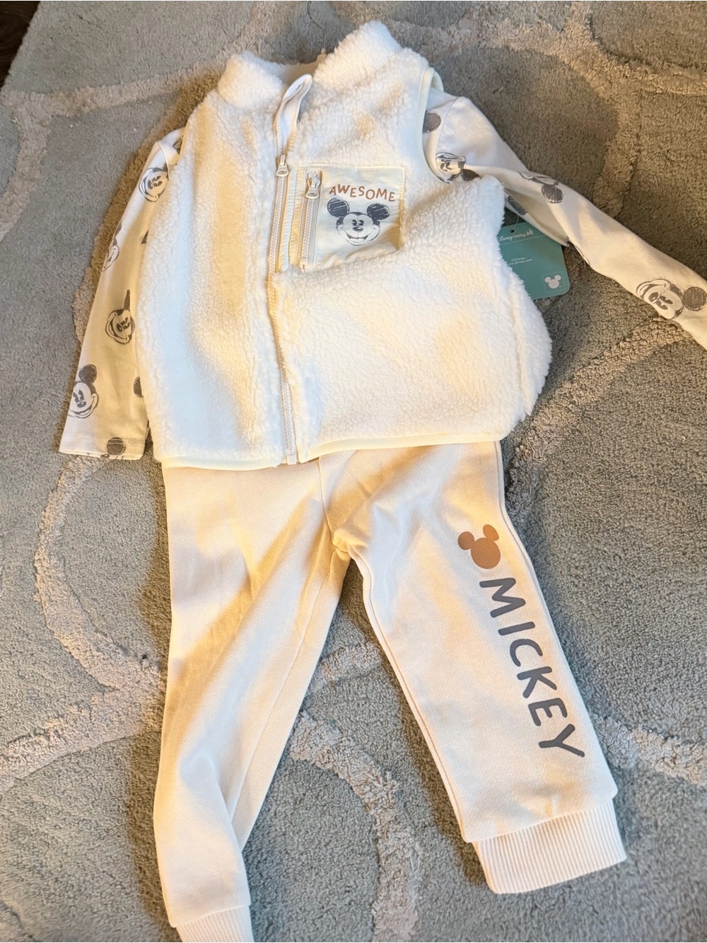 Disney Baby Mickey Mouse 3-piece outfit, size 18M